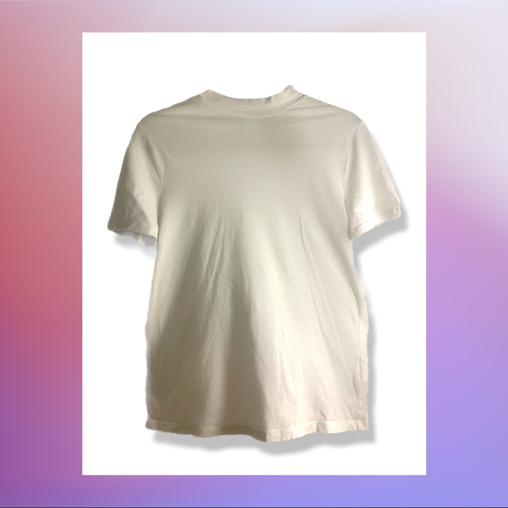 🌩WHITE🌩 H&M Mock Neck Tee